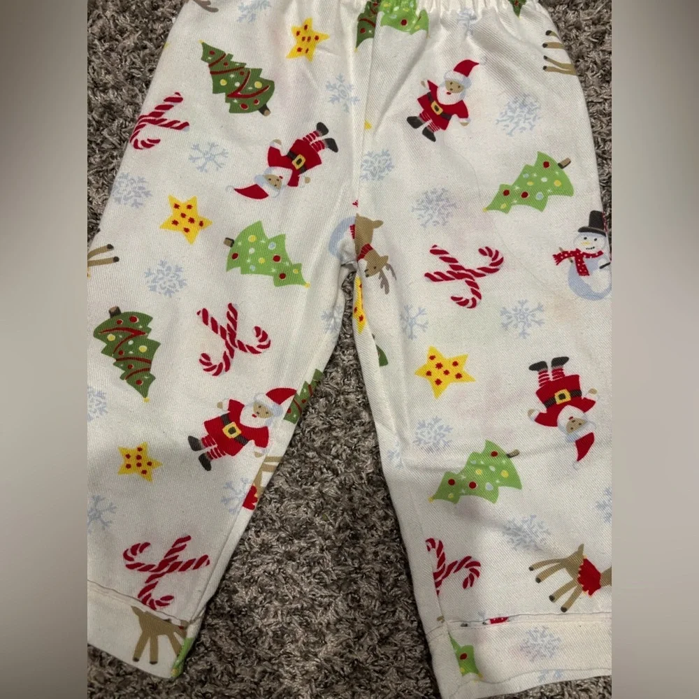 Pottery Barn Kids Santa and Snowflake Pajama Set Size 3T